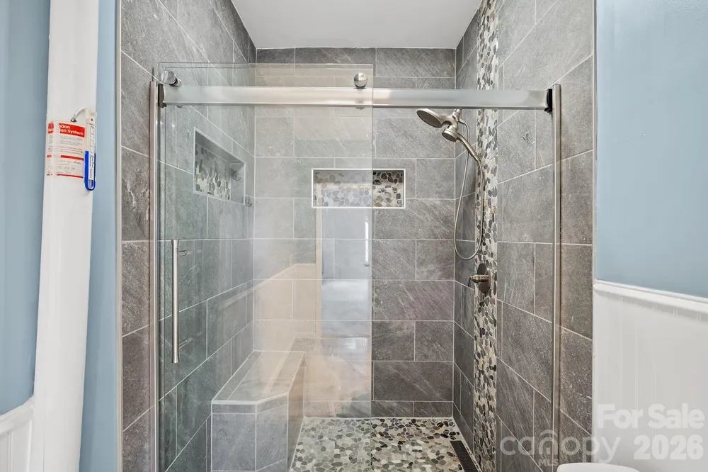 36 Ivy Cove Road Fairview, NC 28730