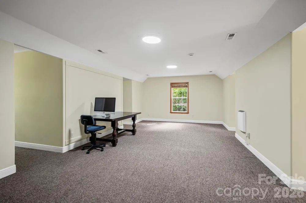 36 Ivy Cove Road Fairview, NC 28730