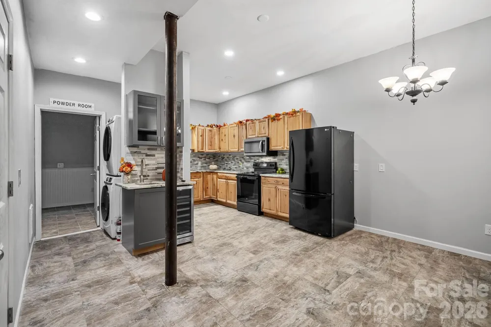 36 Ivy Cove Road Fairview, NC 28730