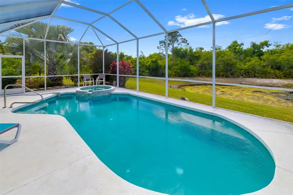 6413 GRAND POINT AVENUE Bradenton, FL 34201