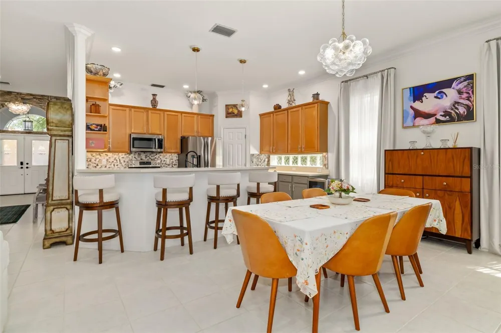 6413 GRAND POINT AVENUE Bradenton, FL 34201