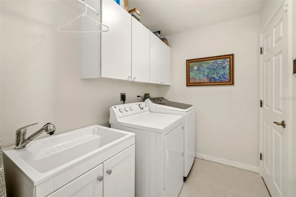 6413 GRAND POINT AVENUE Bradenton, FL 34201
