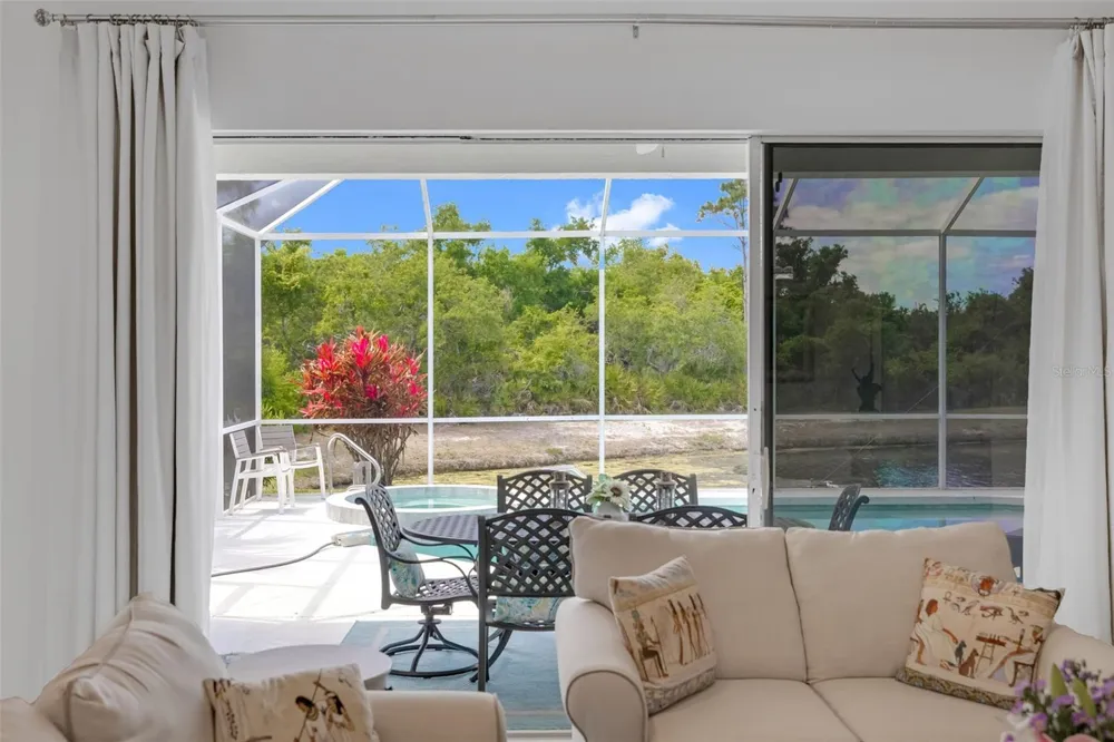 6413 GRAND POINT AVENUE Bradenton, FL 34201