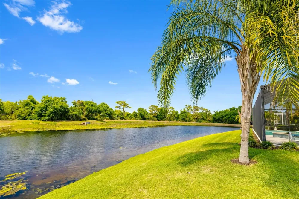 6413 GRAND POINT AVENUE Bradenton, FL 34201