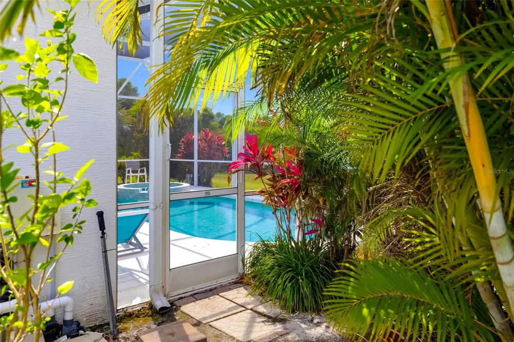6413 GRAND POINT AVENUE Bradenton, FL 34201
