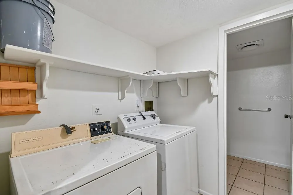 619 HEATHERTON VILLAGE Altamonte Springs, FL 32714