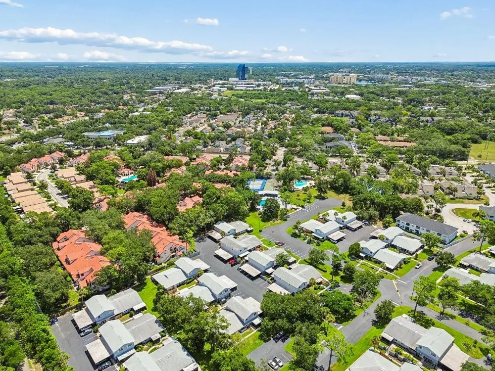 619 HEATHERTON VILLAGE Altamonte Springs, FL 32714