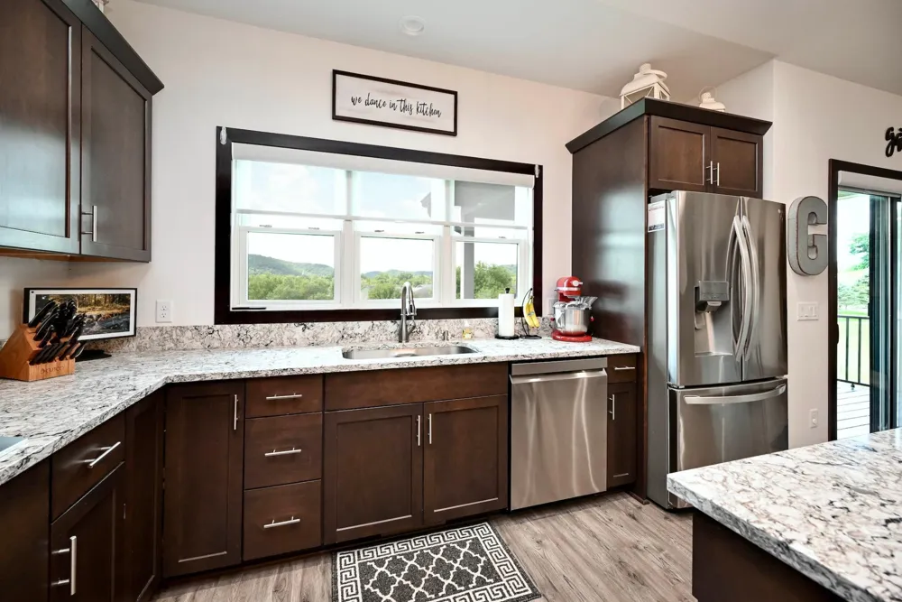 166 Rimrock Road Rollingstone, MN 55969