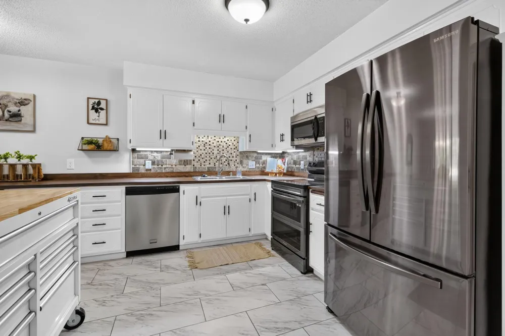 13315 Morgan Avenue S Burnsville, MN 55337