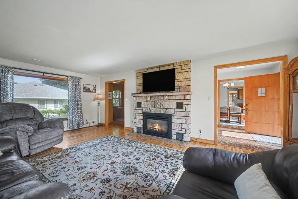 300 5th Street NE Montgomery, MN 56069