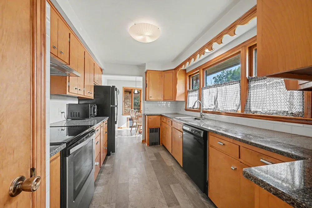 300 5th Street NE Montgomery, MN 56069