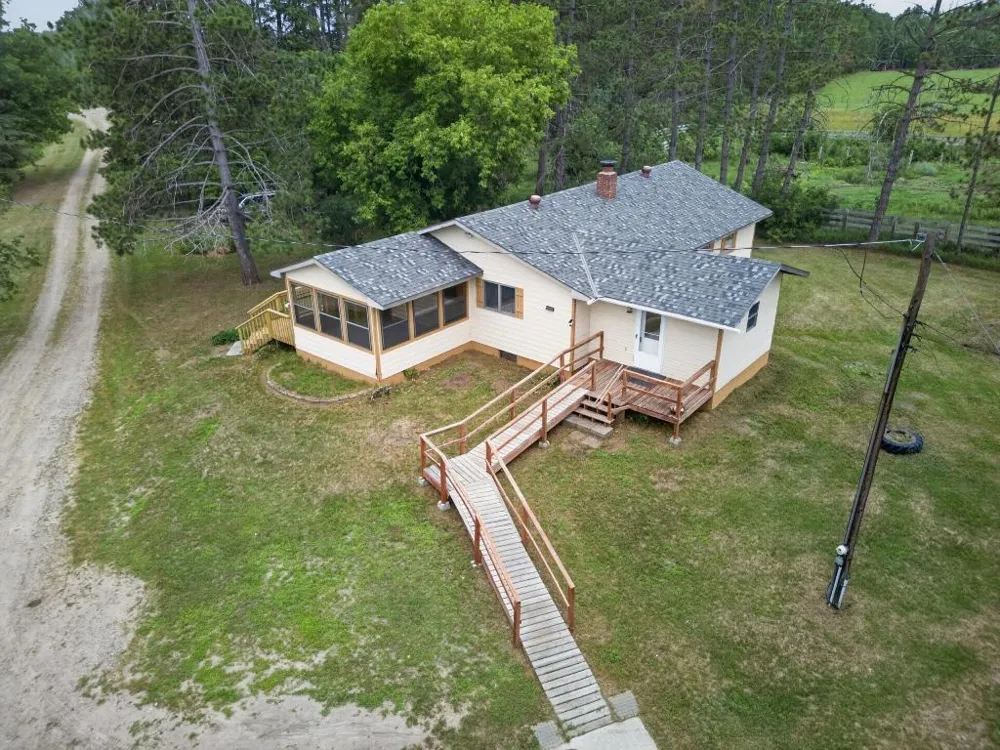 16770 River Road Grand Rapids, MN 55744