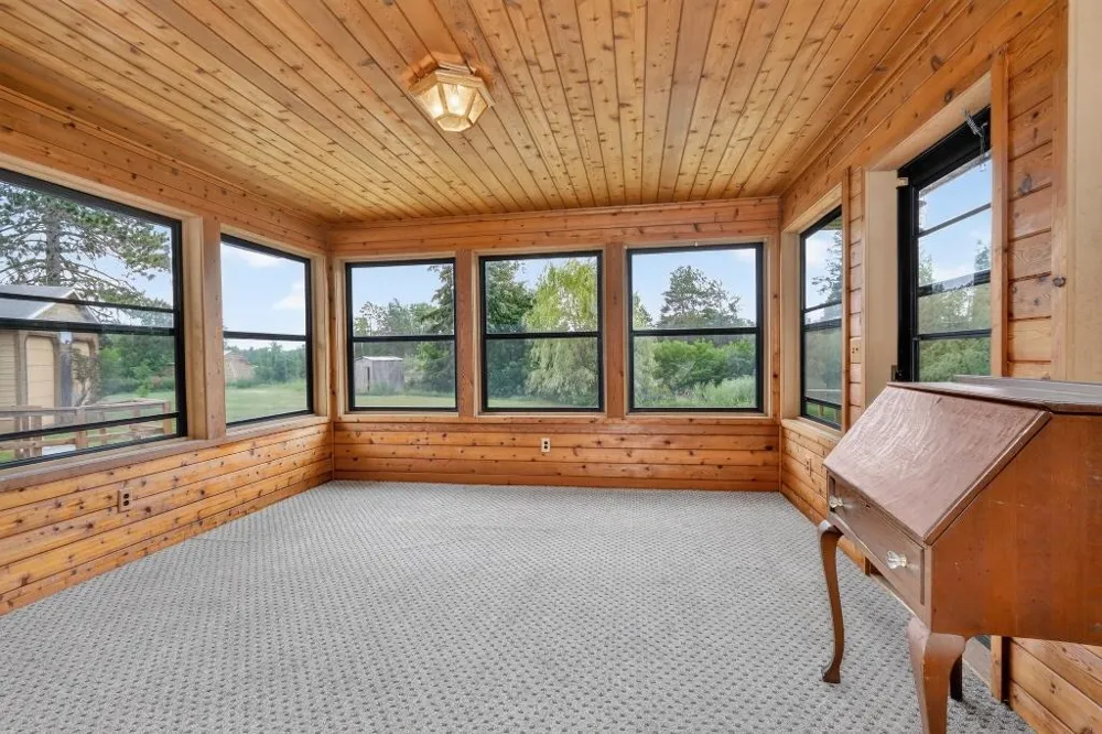 16770 River Road Grand Rapids, MN 55744