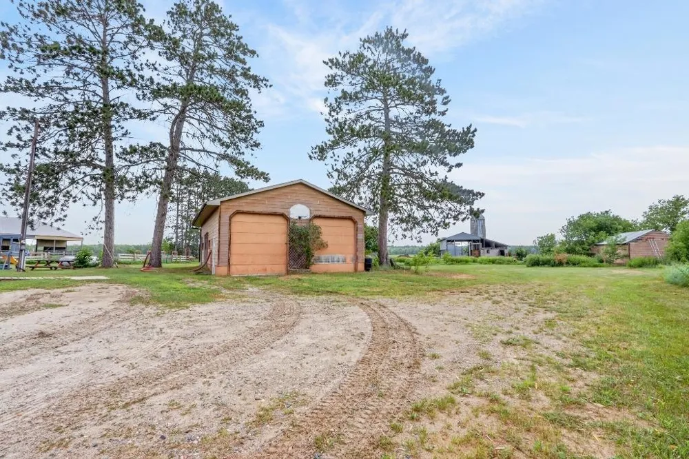 16770 River Road Grand Rapids, MN 55744