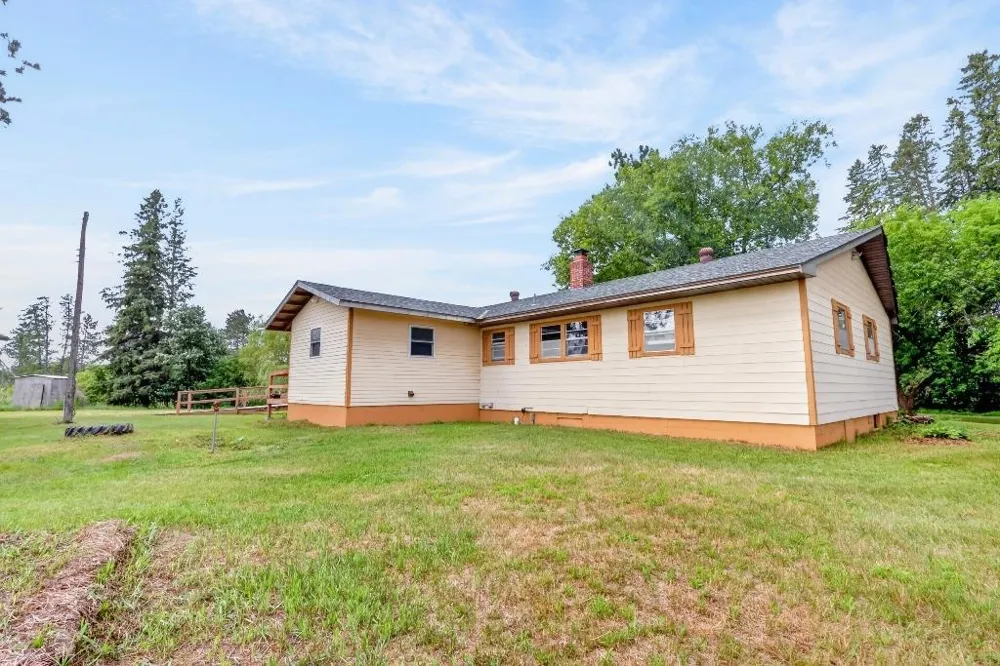 16770 River Road Grand Rapids, MN 55744