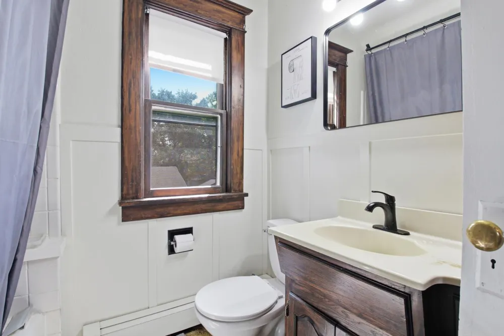 319 S Miller Avenue Litchfield, MN 55355
