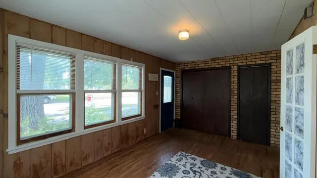 319 S Miller Avenue Litchfield, MN 55355