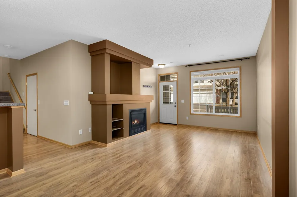 4843 Bisset Lane Inver Grove Heights, MN 55076