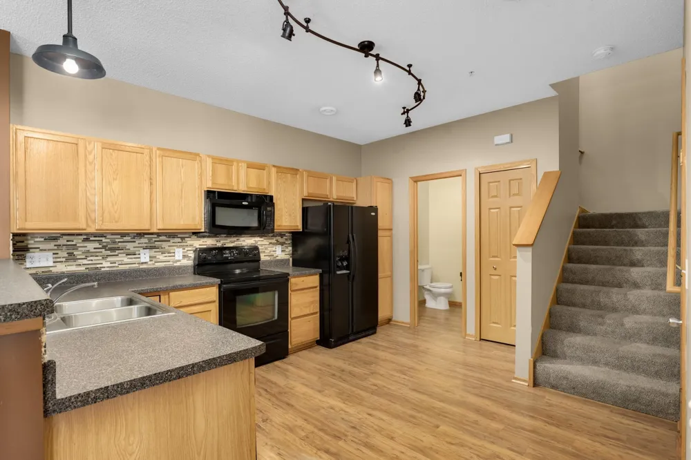 4843 Bisset Lane Inver Grove Heights, MN 55076