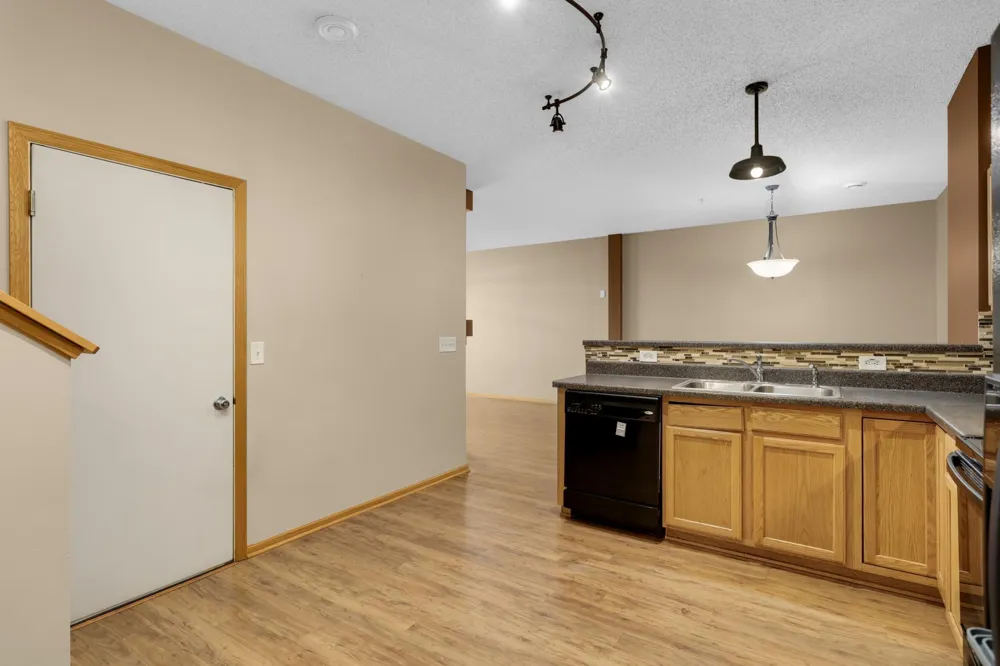 4843 Bisset Lane Inver Grove Heights, MN 55076