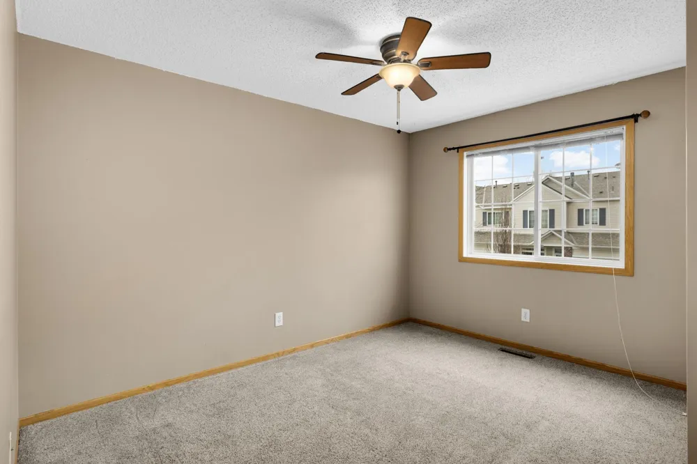 4843 Bisset Lane Inver Grove Heights, MN 55076