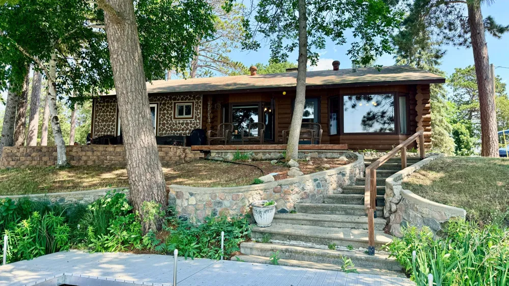 306 E River Drive Park Rapids, MN 56470