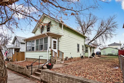 760 Desoto Street