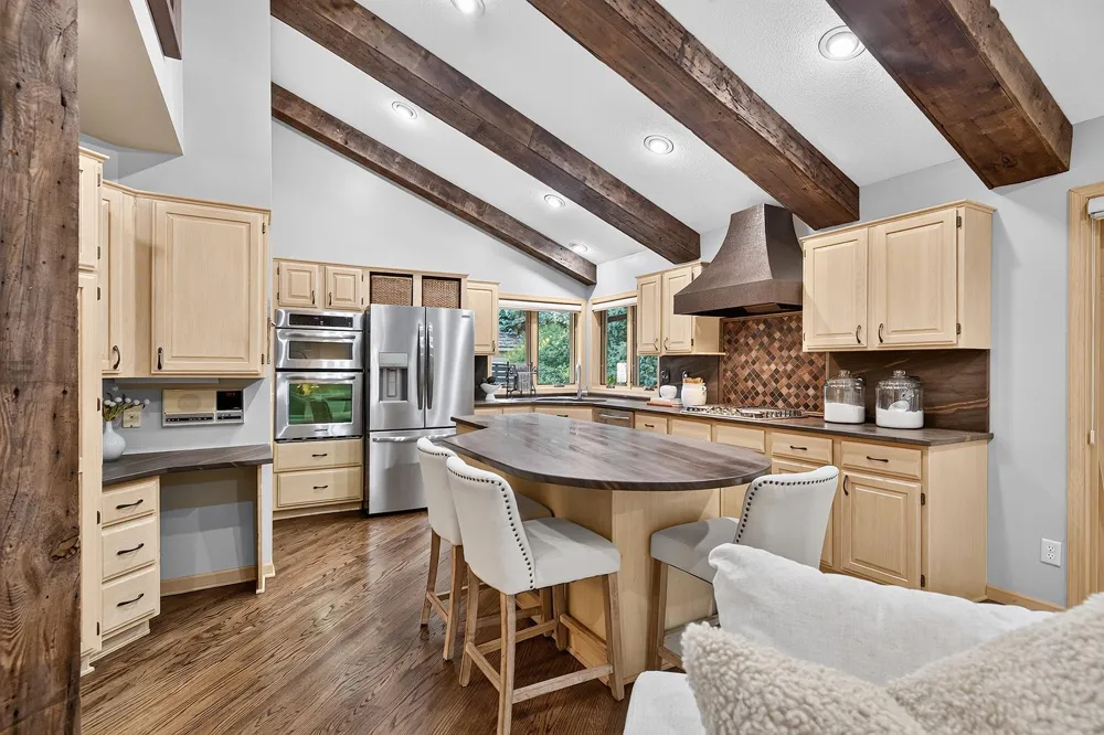 6518 Gleason Court Edina, MN 55436