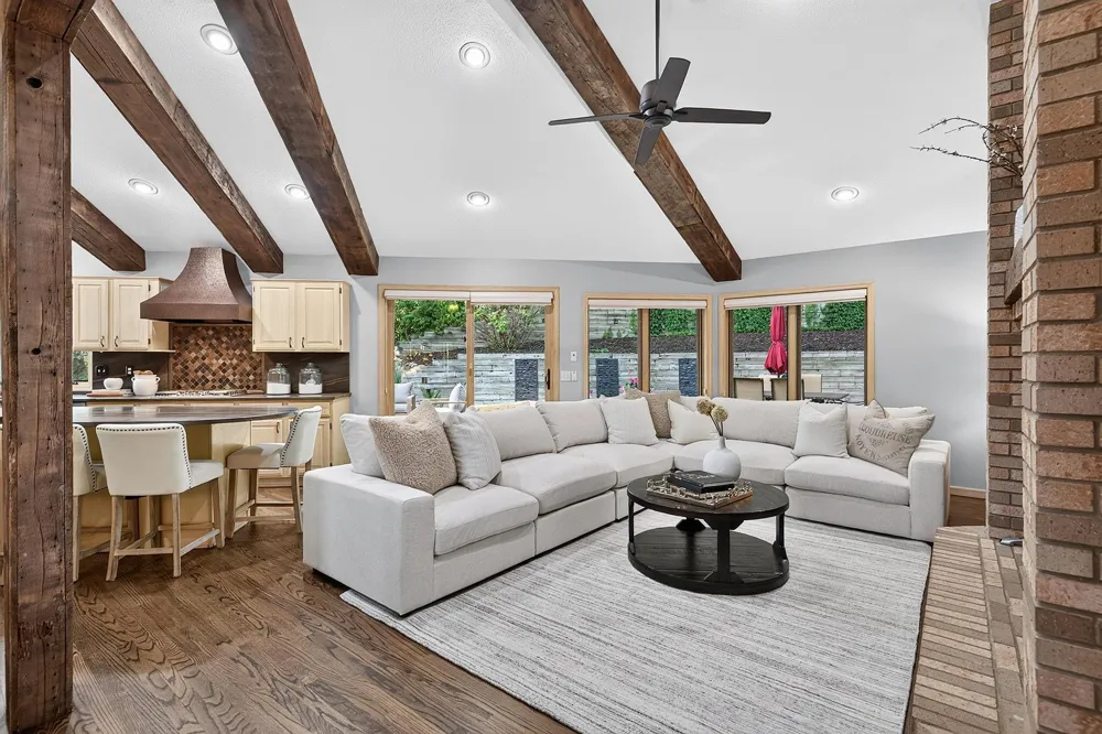 6518 Gleason Court Edina, MN 55436