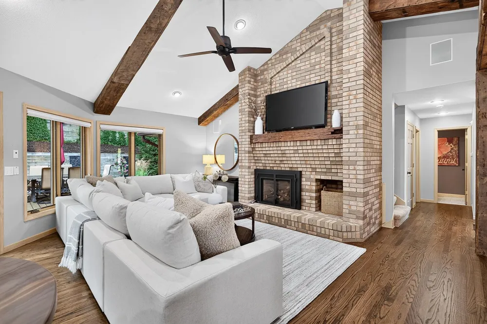 6518 Gleason Court Edina, MN 55436