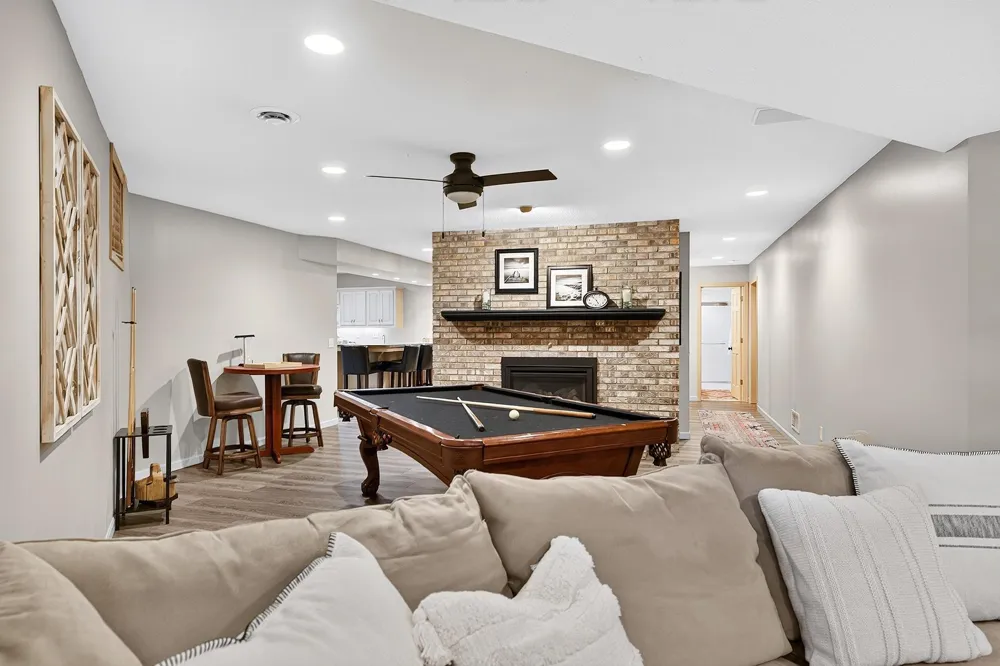 6518 Gleason Court Edina, MN 55436