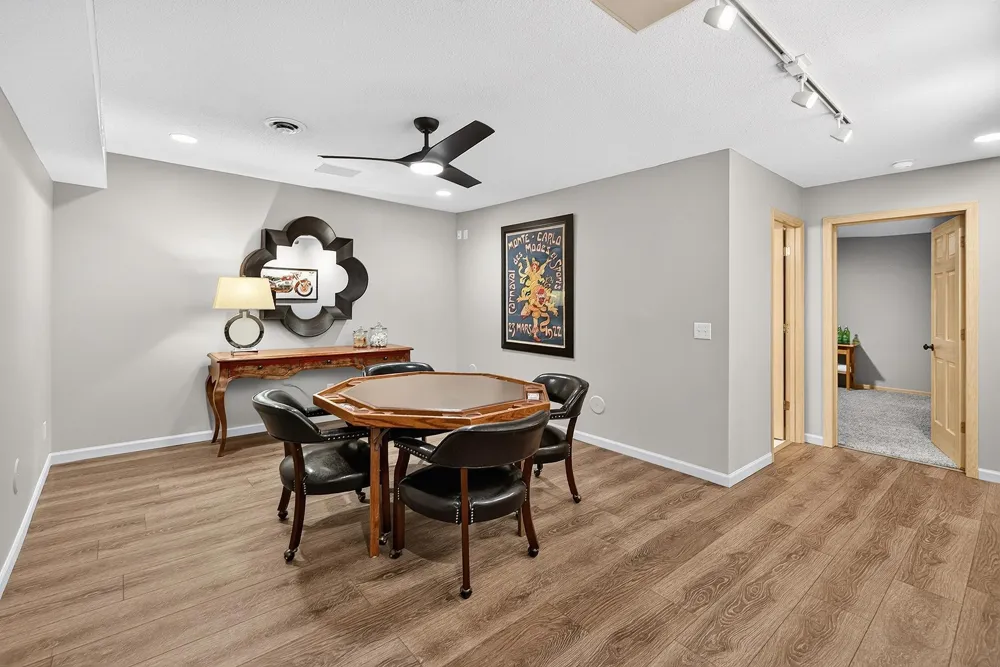 6518 Gleason Court Edina, MN 55436