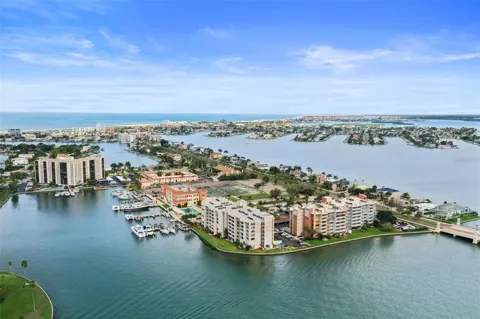 500 TREASURE ISLAND CAUSEWAY #610