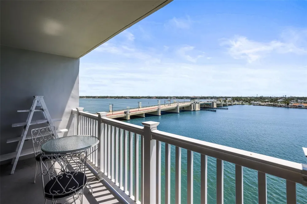 500 TREASURE ISLAND CAUSEWAY #610 Treasure Island, FL 33706