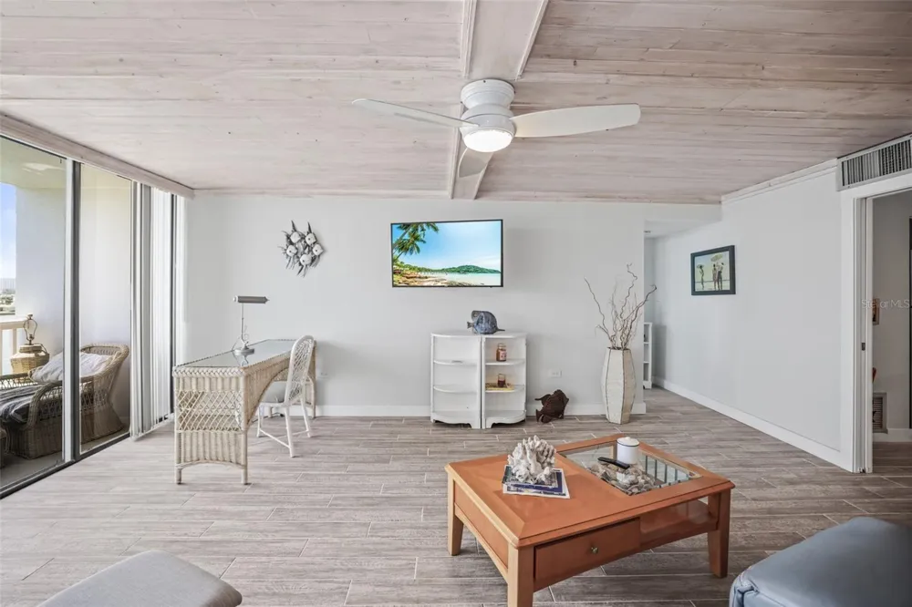 500 TREASURE ISLAND CAUSEWAY #610 Treasure Island, FL 33706