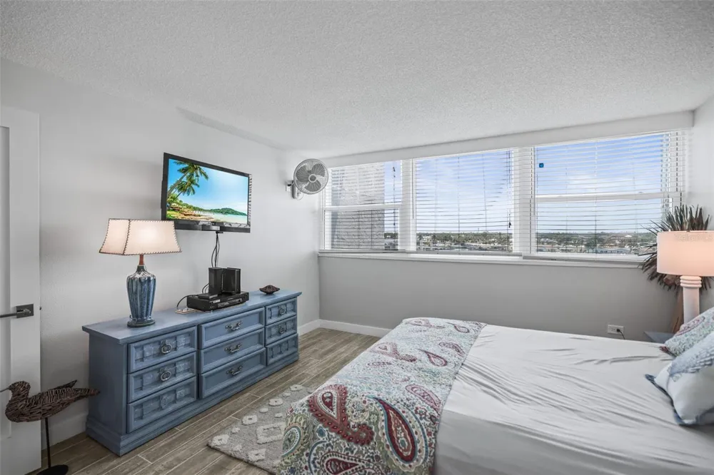 500 TREASURE ISLAND CAUSEWAY #610 Treasure Island, FL 33706