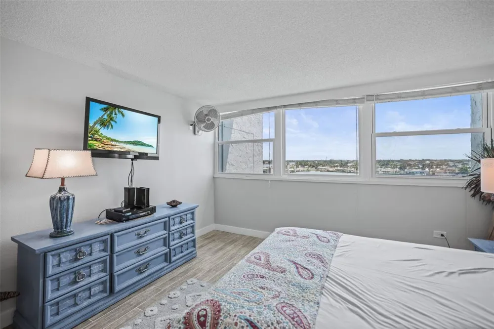 500 TREASURE ISLAND CAUSEWAY #610 Treasure Island, FL 33706