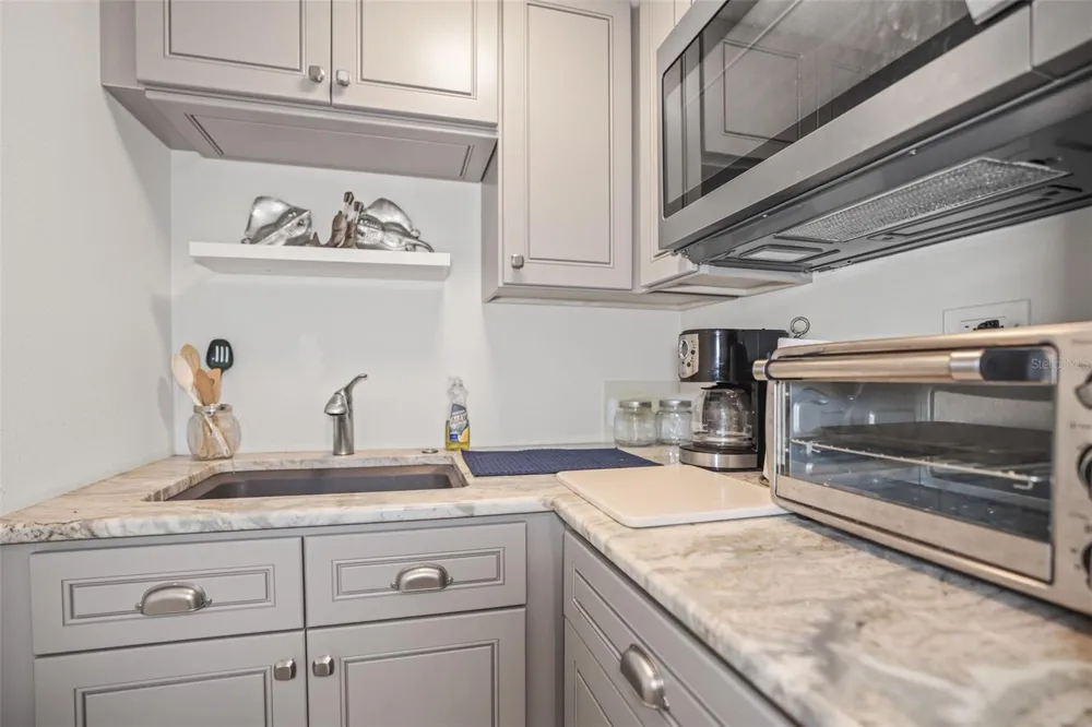 500 TREASURE ISLAND CAUSEWAY #610 Treasure Island, FL 33706