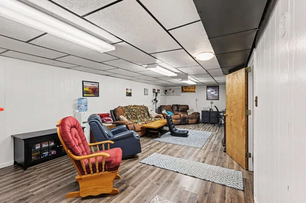 290 Eric Avenue Norton Shores, MI 49444