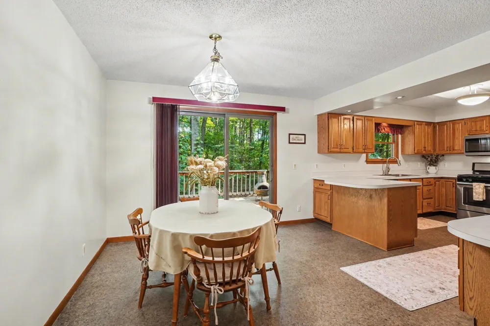 16137 Comstock Street Grand Haven, MI 49417