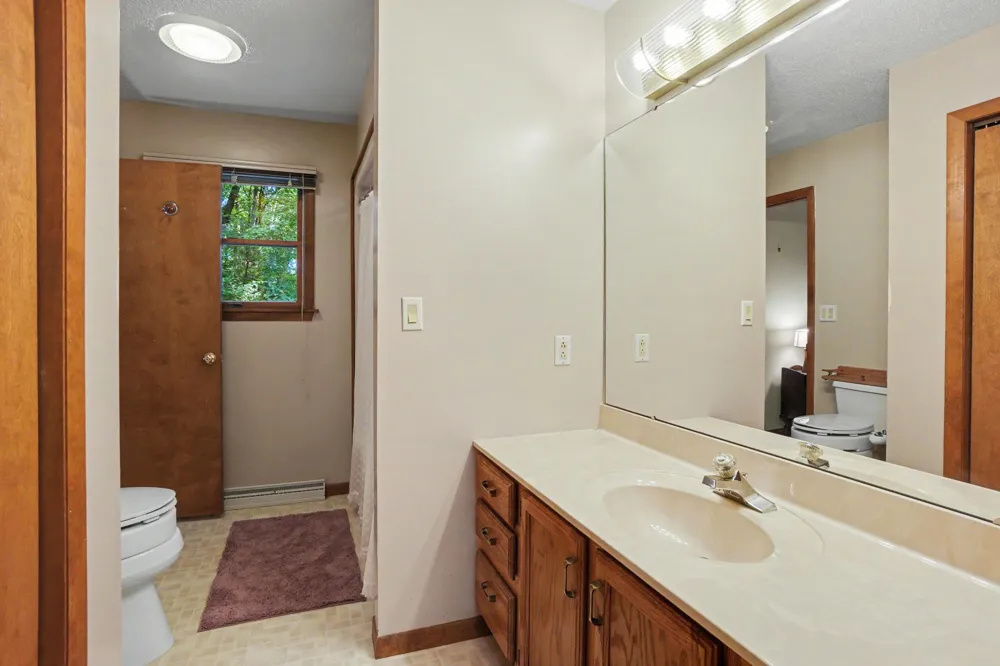 16137 Comstock Street Grand Haven, MI 49417