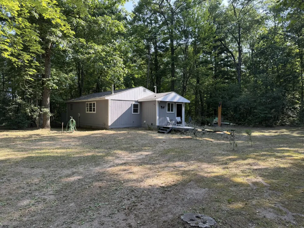 4183 Mary Street Wellston, MI 49689