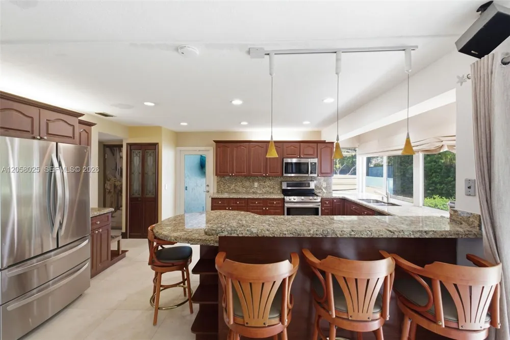 12765 SW 110th Ter Miami, FL 33186