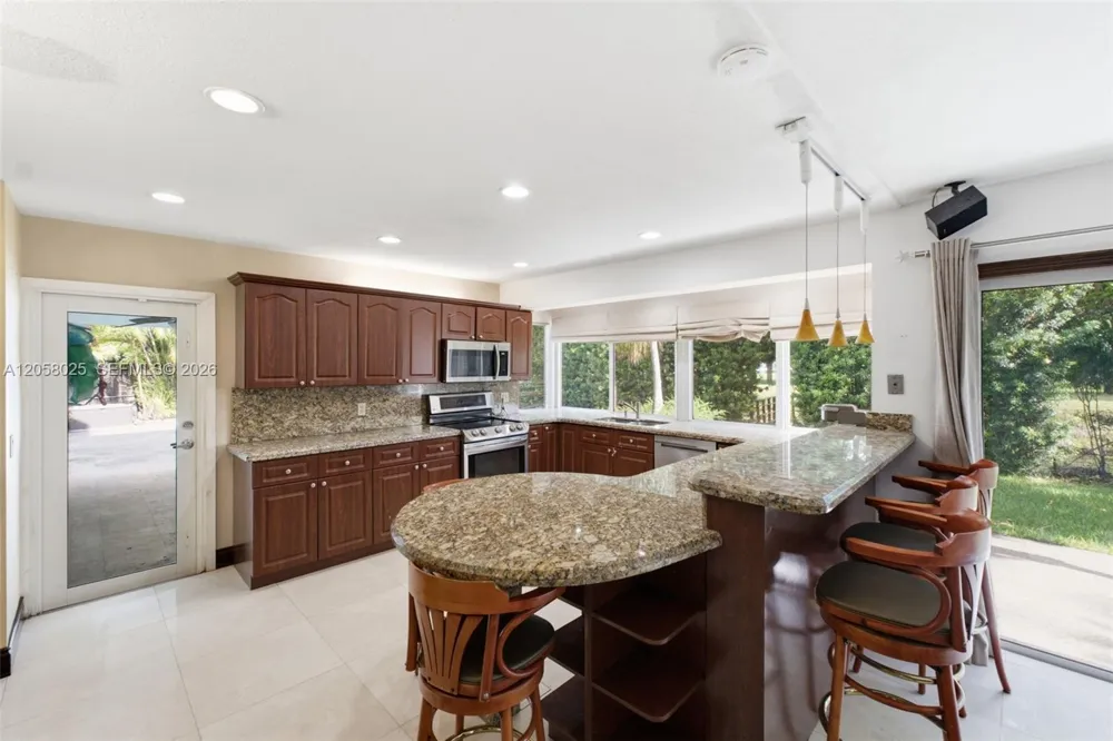 12765 SW 110th Ter Miami, FL 33186