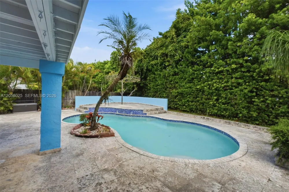 12765 SW 110th Ter Miami, FL 33186