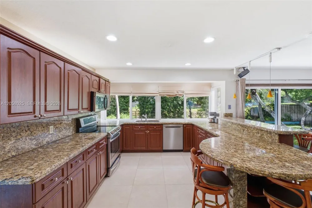 12765 SW 110th Ter Miami, FL 33186