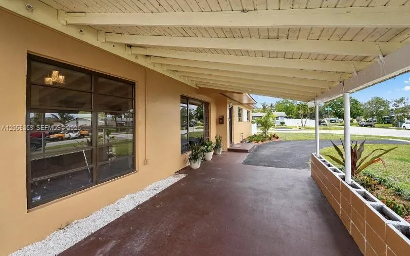 941 NW 180th Ter #1 Miami Gardens, FL 33169