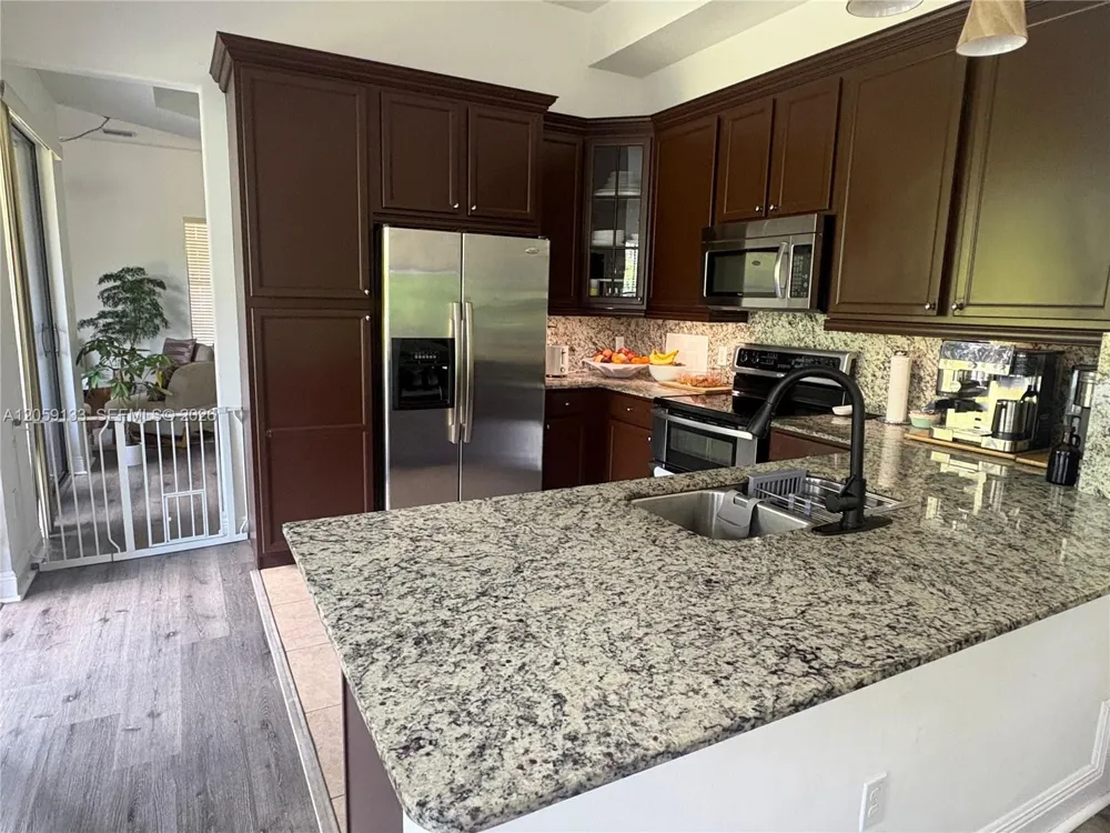 8378 NW 39th Ct #8378 Cooper City, FL 33024