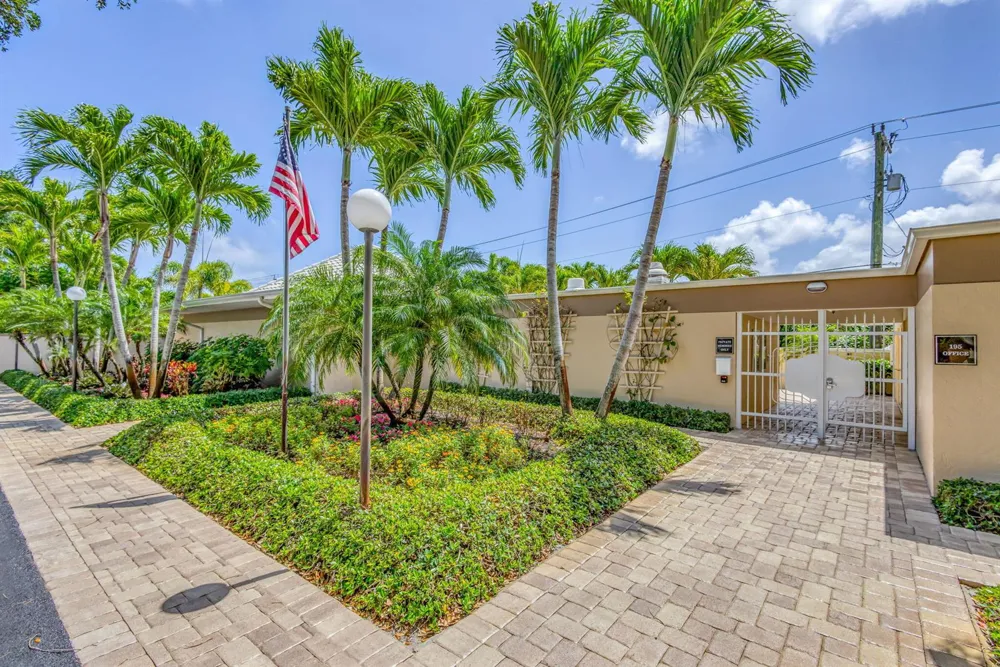 3 SE Turtle Creek Drive Tequesta, FL 33469