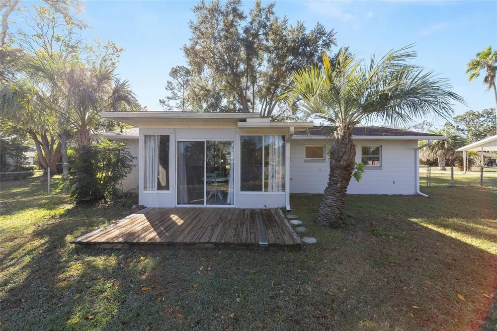 21529 SW HONEYSUCKLE STREET Dunnellon, FL 34431